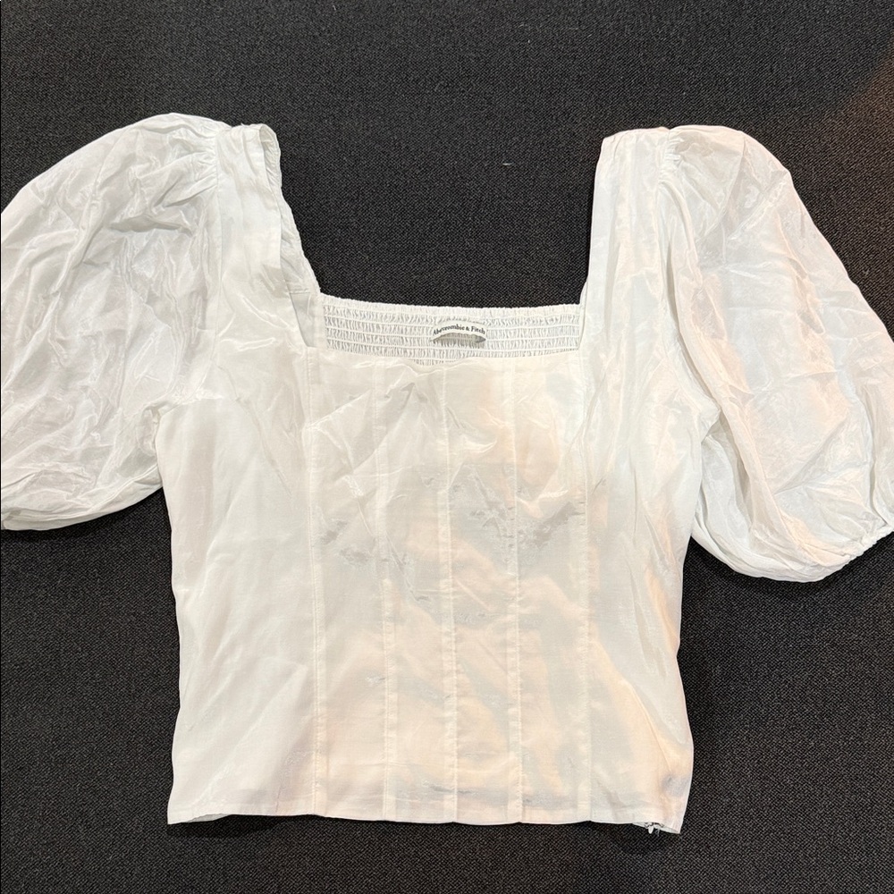 Abercrombie & Fitch Elegant White Blouse